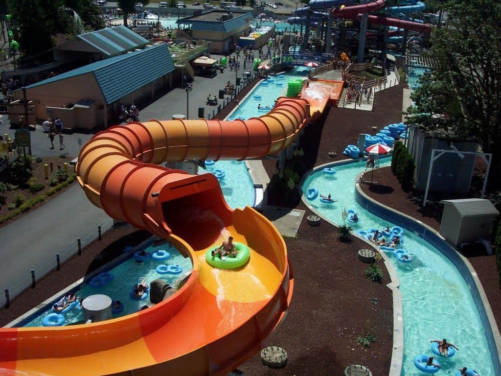 Wild Waves Water Park And Amusement Rides In Federal Way